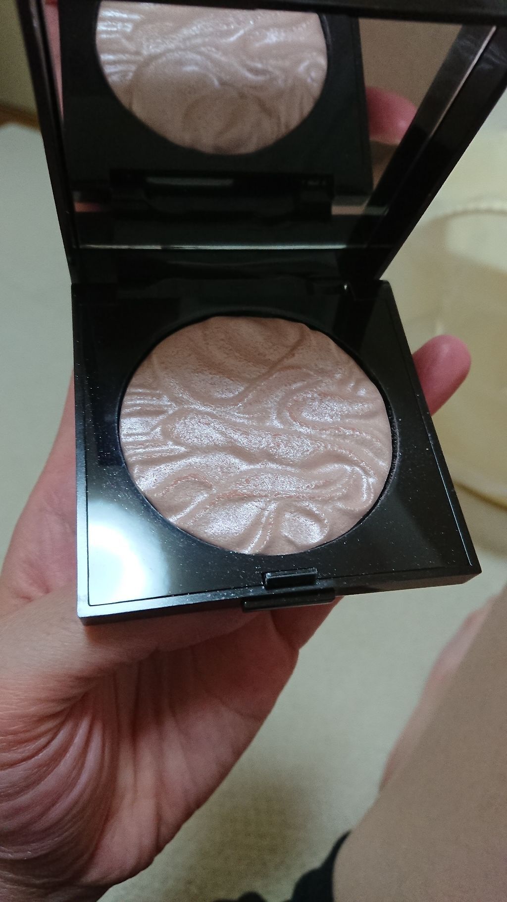 フェイスイルミネーター/ローラ メルシエ/パウダーハイライトを使ったクチコミ(1枚目)