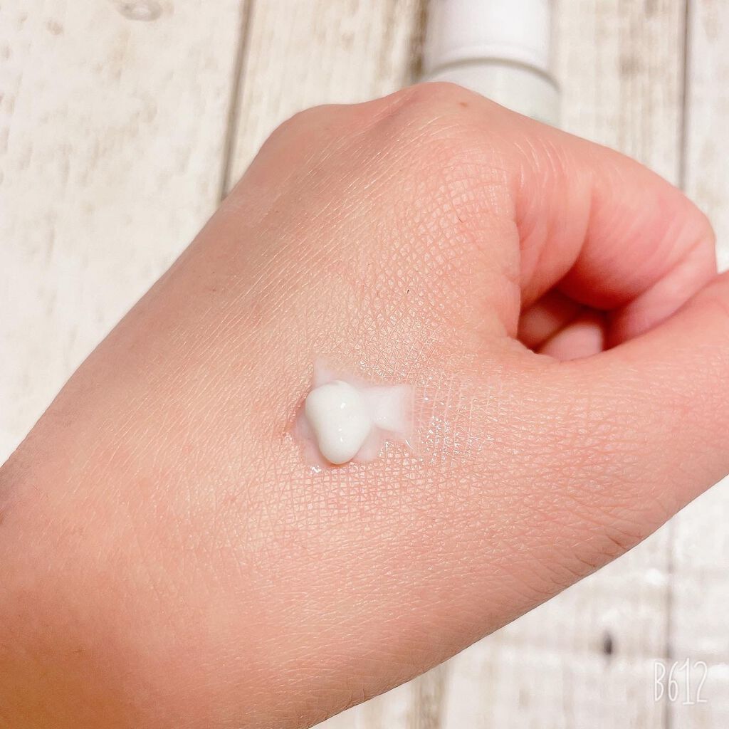 リプレニッシングアイクリーム/Lavido/アイケア・アイクリームを使ったクチコミ（3枚目）