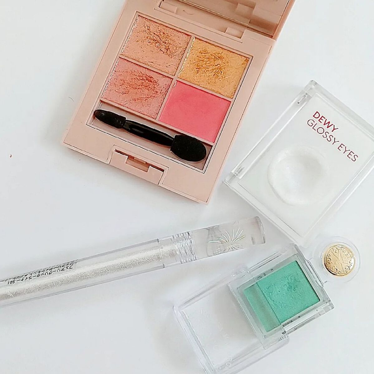 シャドーカスタマイズ/MAJOLICA MAJORCA/単色アイシャドウを使ったクチコミ（1枚目）