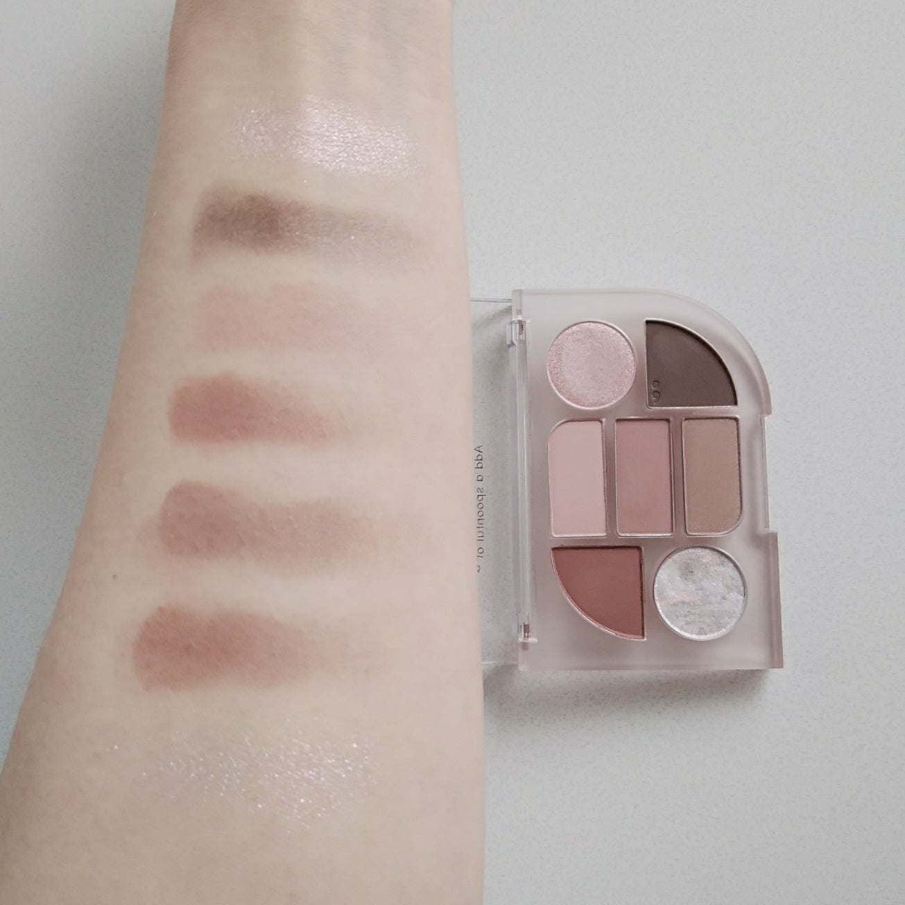 シンプレイン アイパレット/Sim;plain/アイシャドウパレットを使ったクチコミ(3枚目)