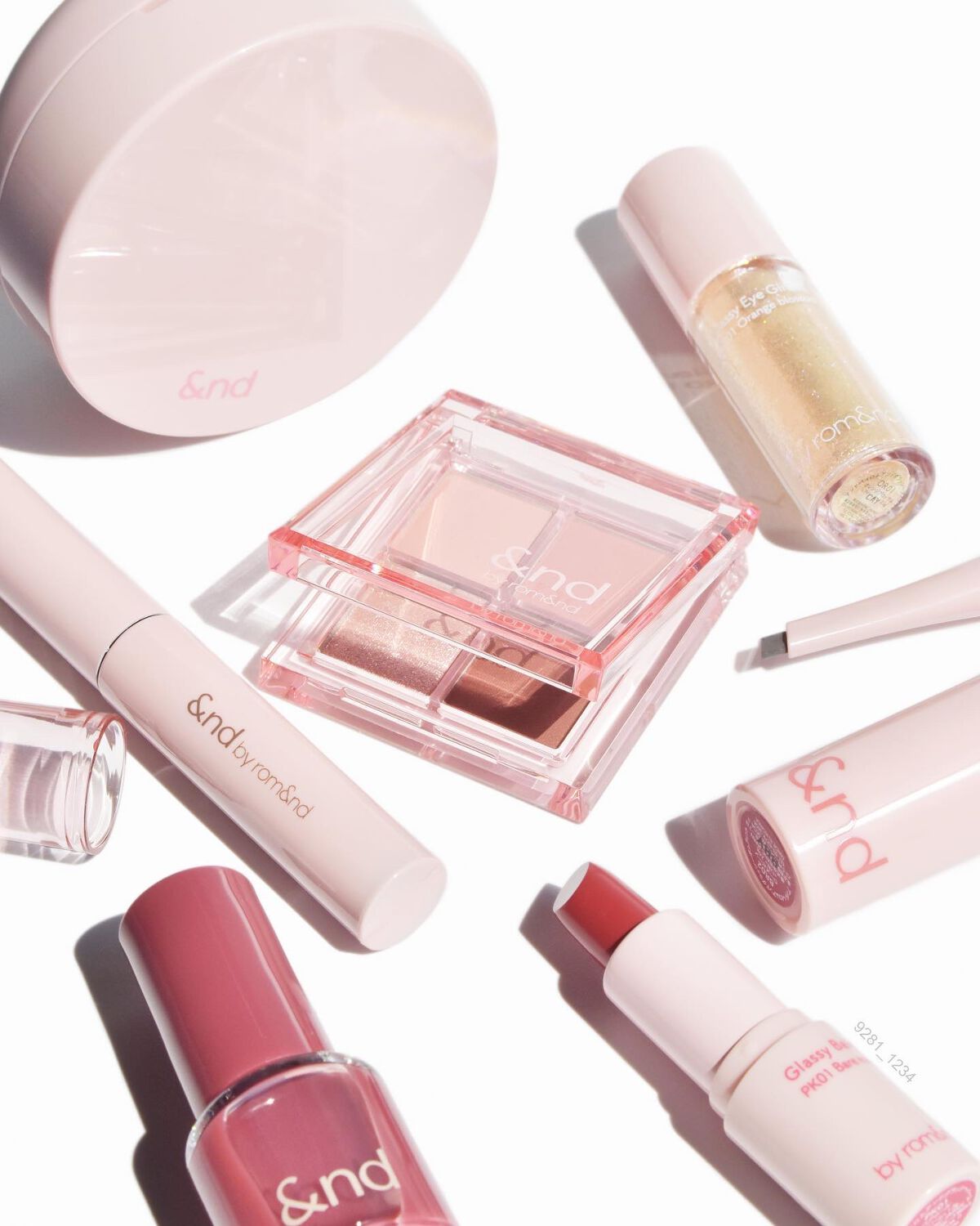 アンドバイロムアンド　グラッシーボムティント/&nd by rom&nd/リップティントを使ったクチコミ（1枚目）