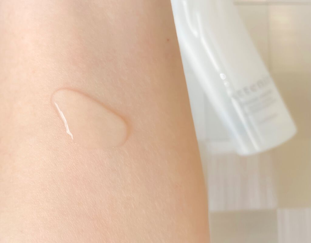 ドレススノー ローション【医薬部外品】 /アテニア/化粧水を使ったクチコミ(5枚目)