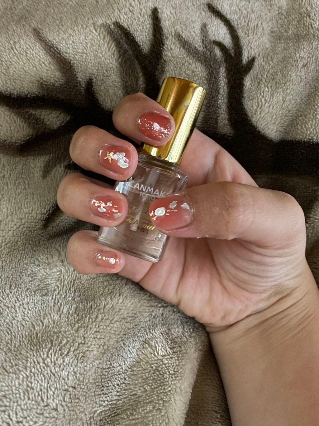 カラフルネイルズ/キャンメイク/マニキュアを使ったクチコミ(4枚目)