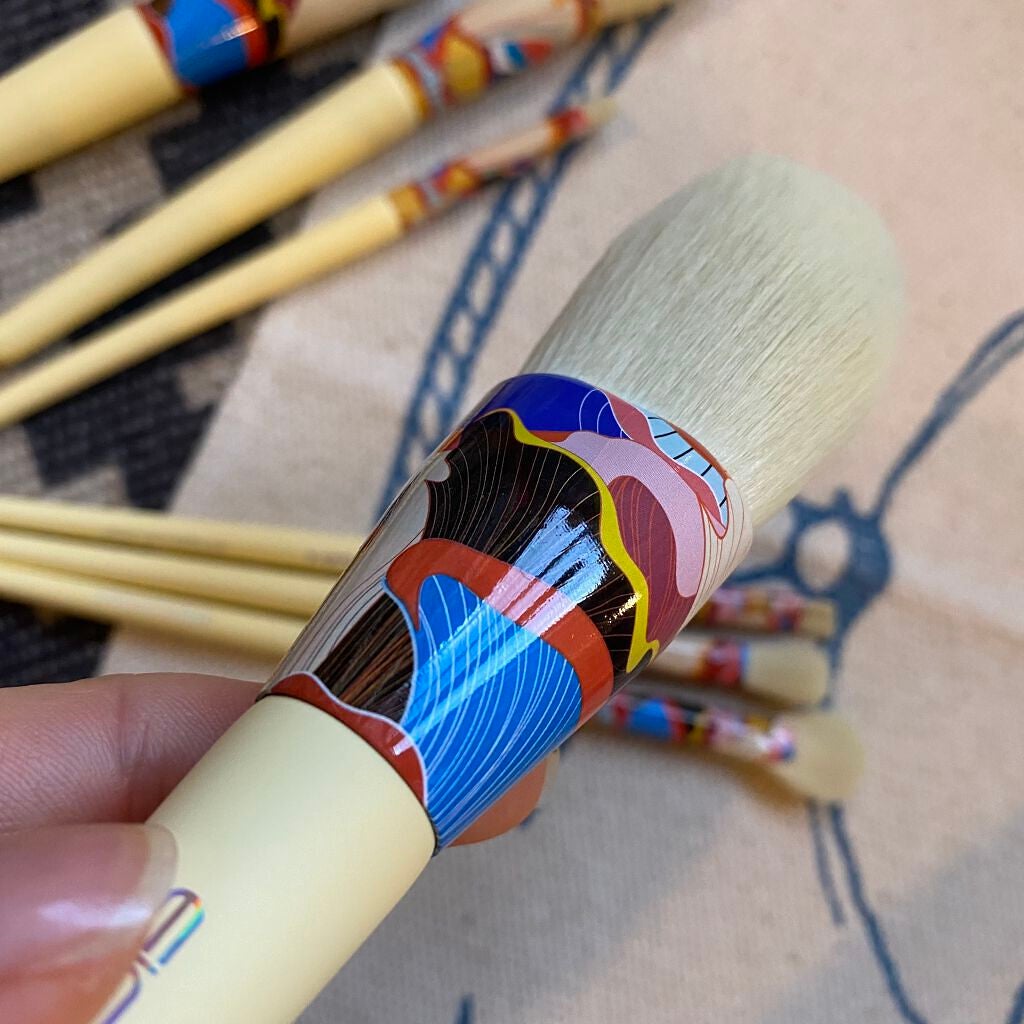 墨さん on LIPS 「lips見始めて、メイクブラシを新調しようとAmazonさんを..」(2枚目)