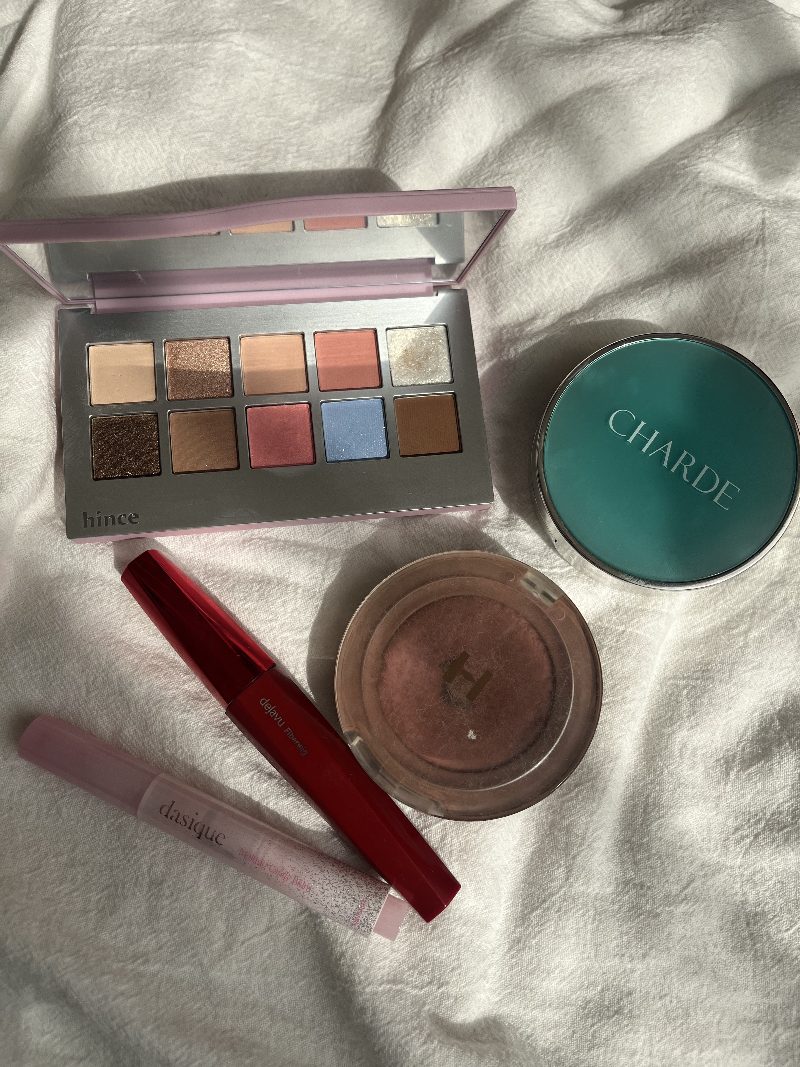 トゥルーディメンショングロウチーク/hince/パウダーチークを使ったクチコミ（1枚目）