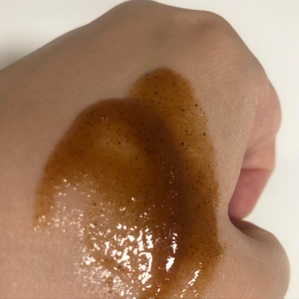 ウォルナットボディスクラブ/tenzero/ボディスクラブを使ったクチコミ(4枚目)