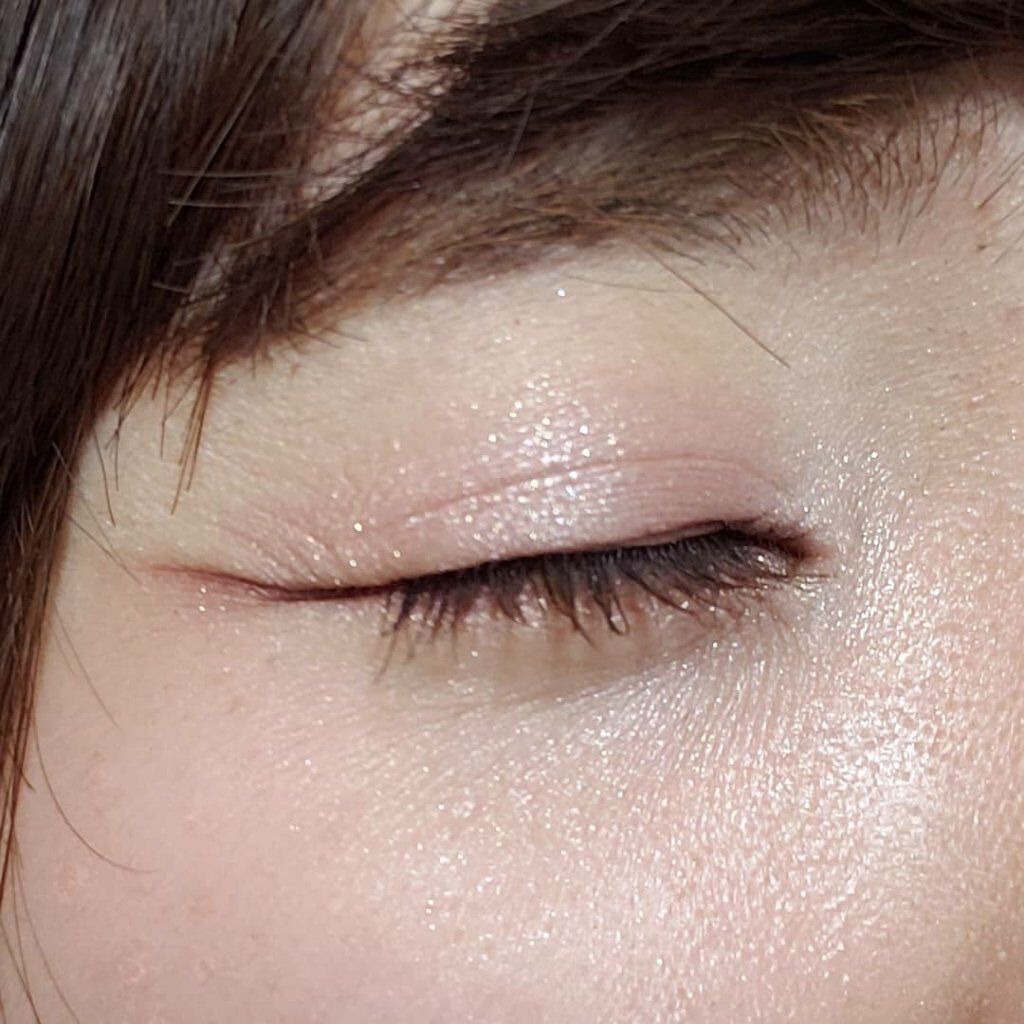 ハードワイヤードアイシャドー/NARS/単色アイシャドウを使ったクチコミ（2枚目）