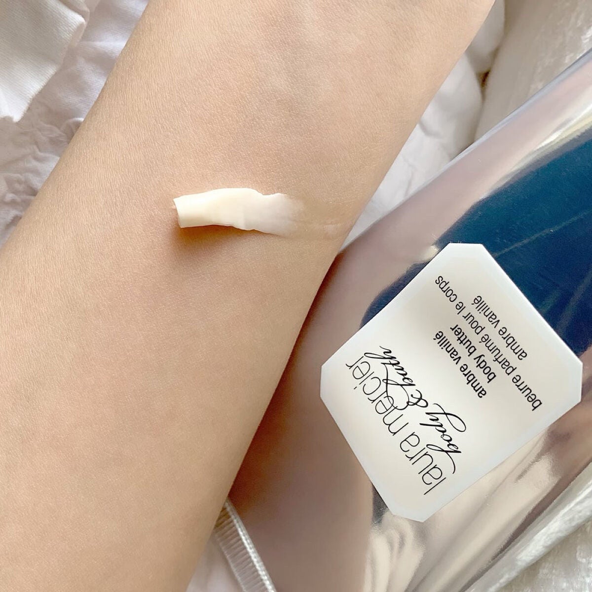 ボディバター アンバーバニラ/ローラ メルシエ/ボディクリームを使ったクチコミ(3枚目)