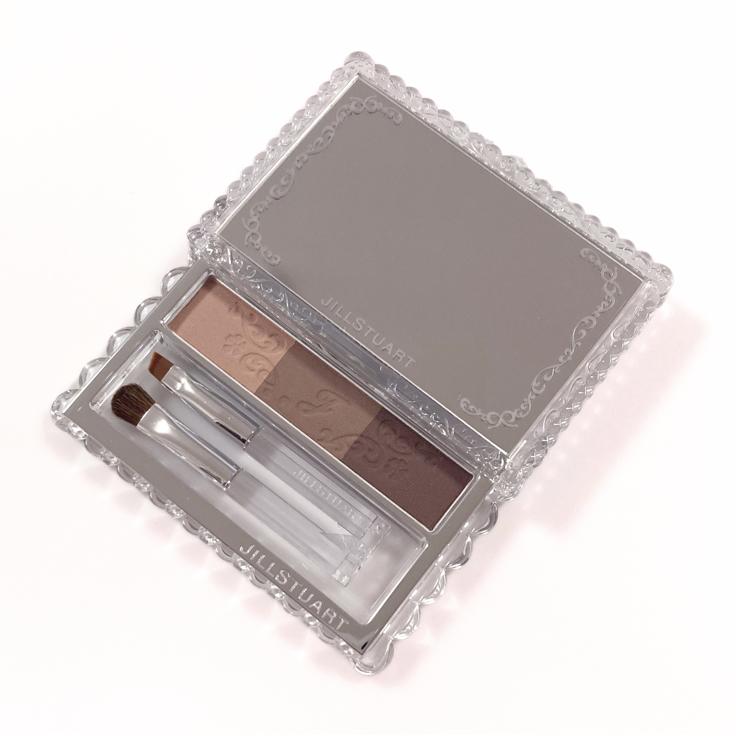 ジルスチュアート ブルームニュアンスブロウパレット 02 greige bloom/JILL STUART/パウダーアイブロウを使ったクチコミ（1枚目）