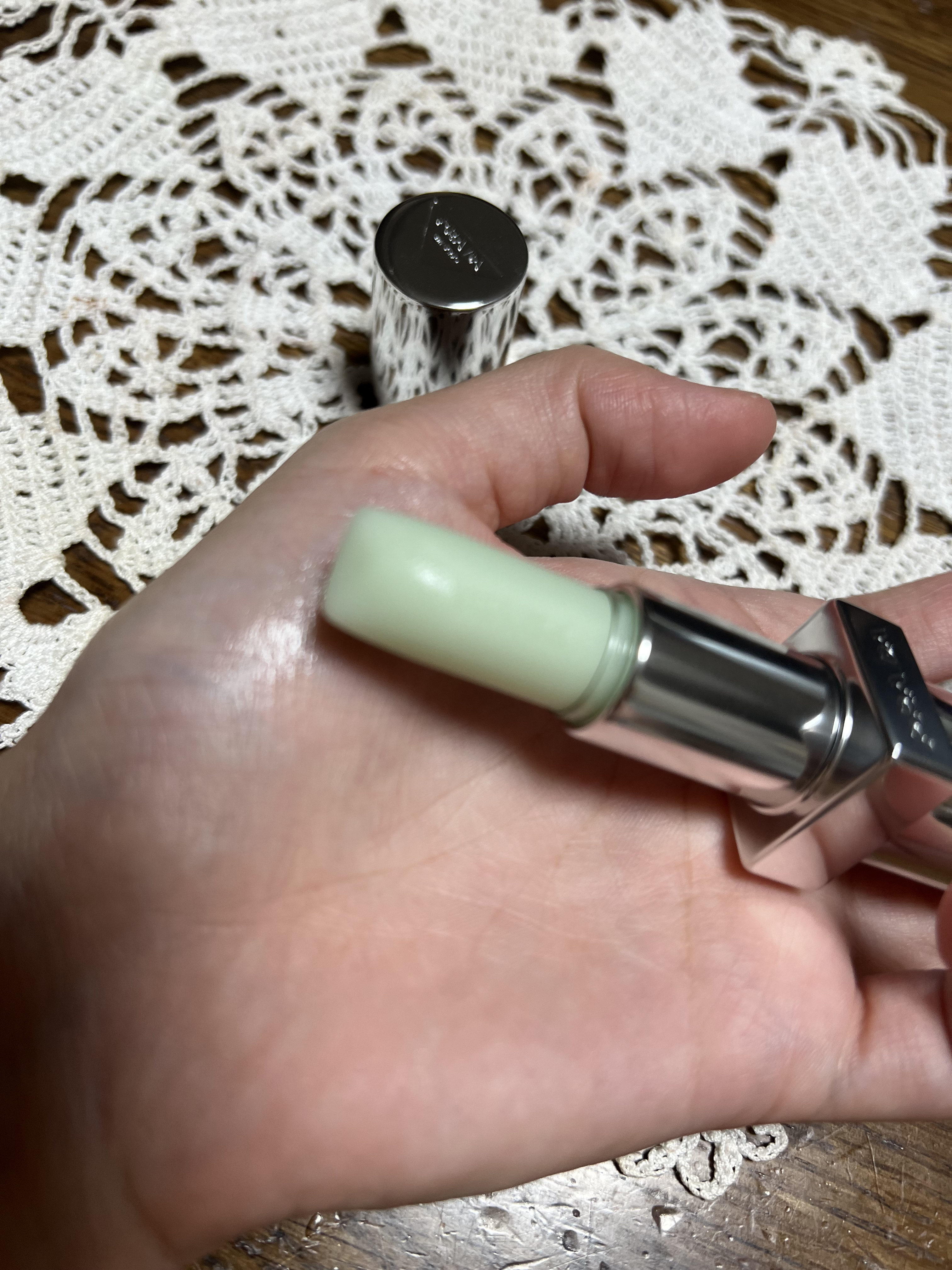 リップ バーム オプティマイジング ケア/PRADA BEAUTY/リップバームを使ったクチコミ（3枚目）