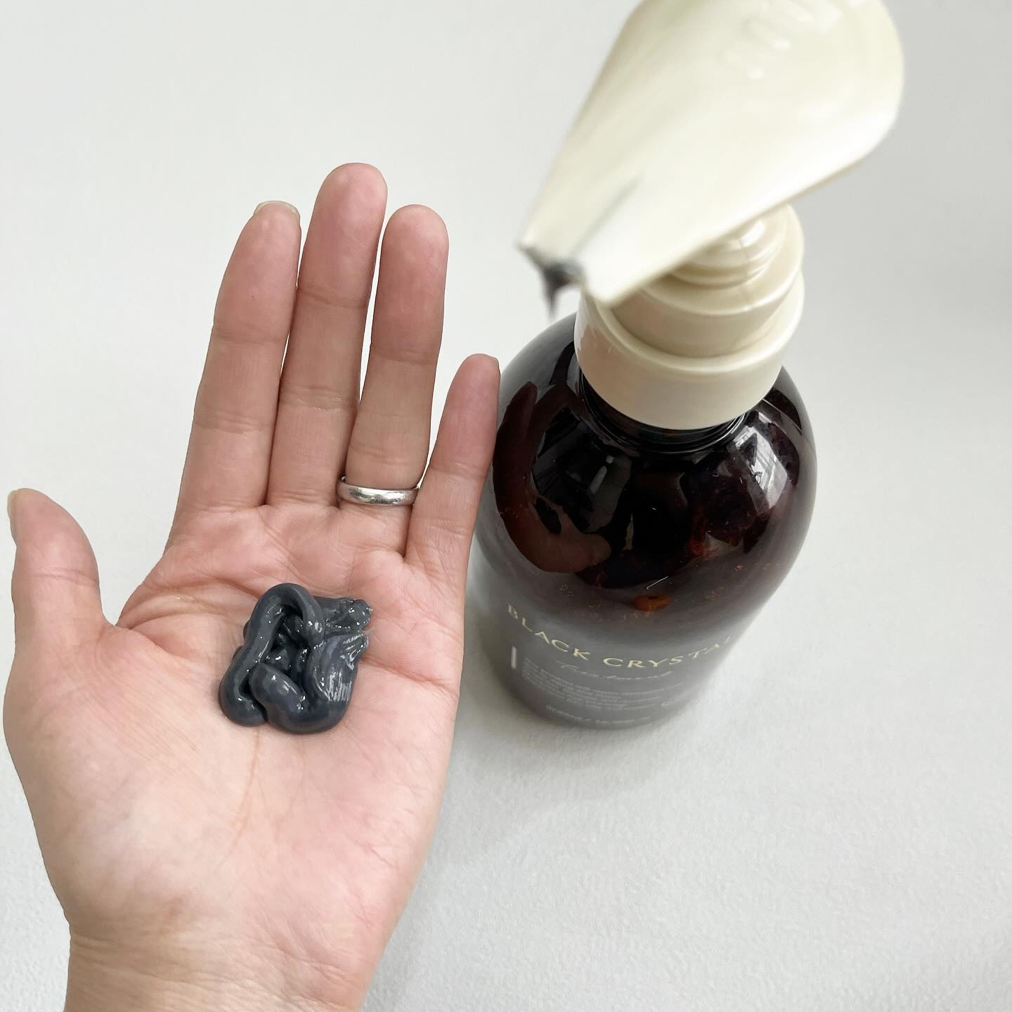 ブラッククリスタル シャンプー ＆ トリートメント/BLACK CRYSTAL/サロンシャンプーを使ったクチコミ（3枚目）