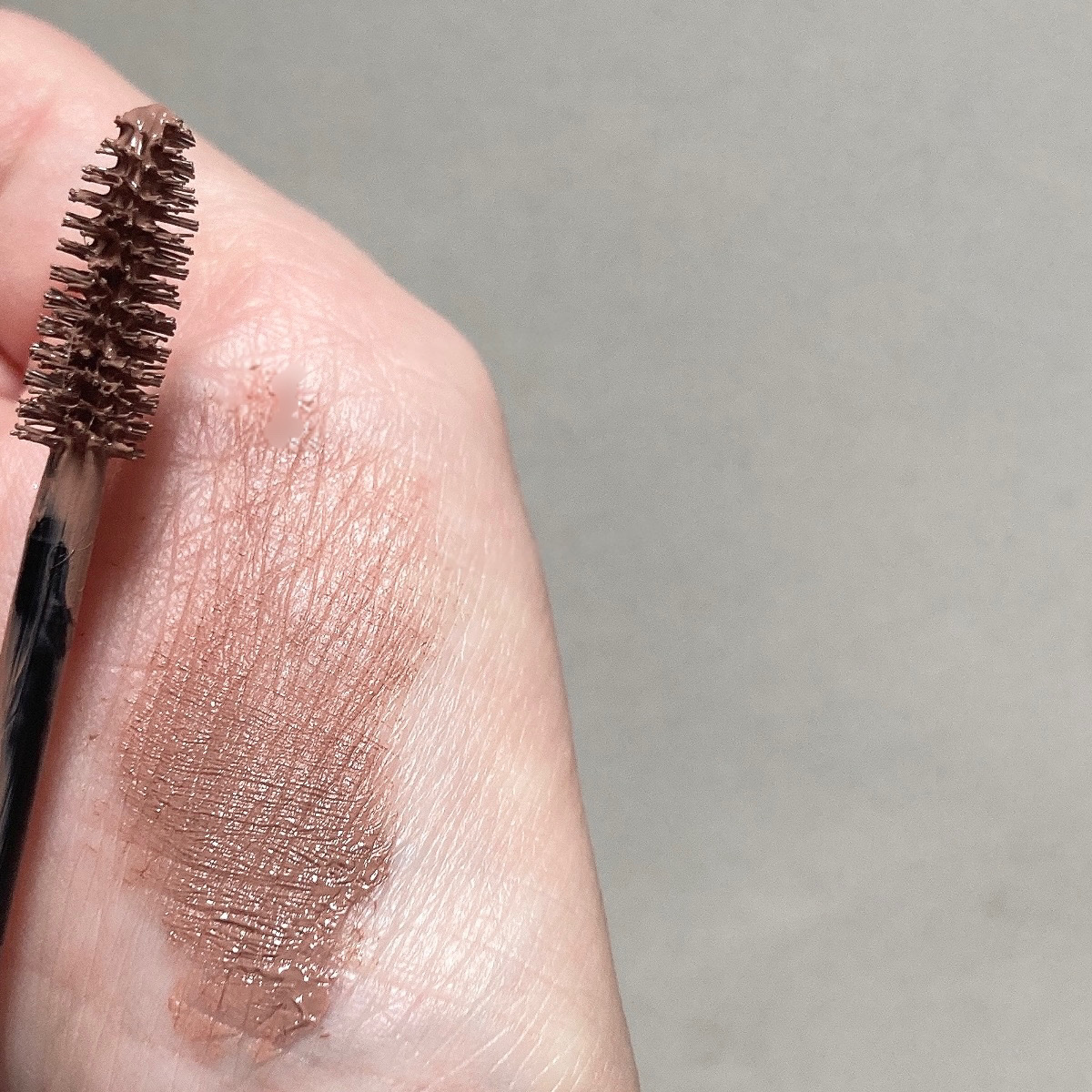 ハンオールブロウカラ 05 ダスキーローズ（INAPSQUAREコラボ）/rom&nd/眉マスカラを使ったクチコミ（2枚目）