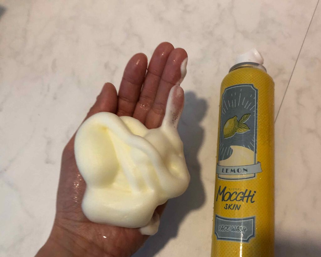 モッチスキン吸着泡洗顔FL(レモン)/MoccHi SKIN/泡洗顔を使ったクチコミ(2枚目)