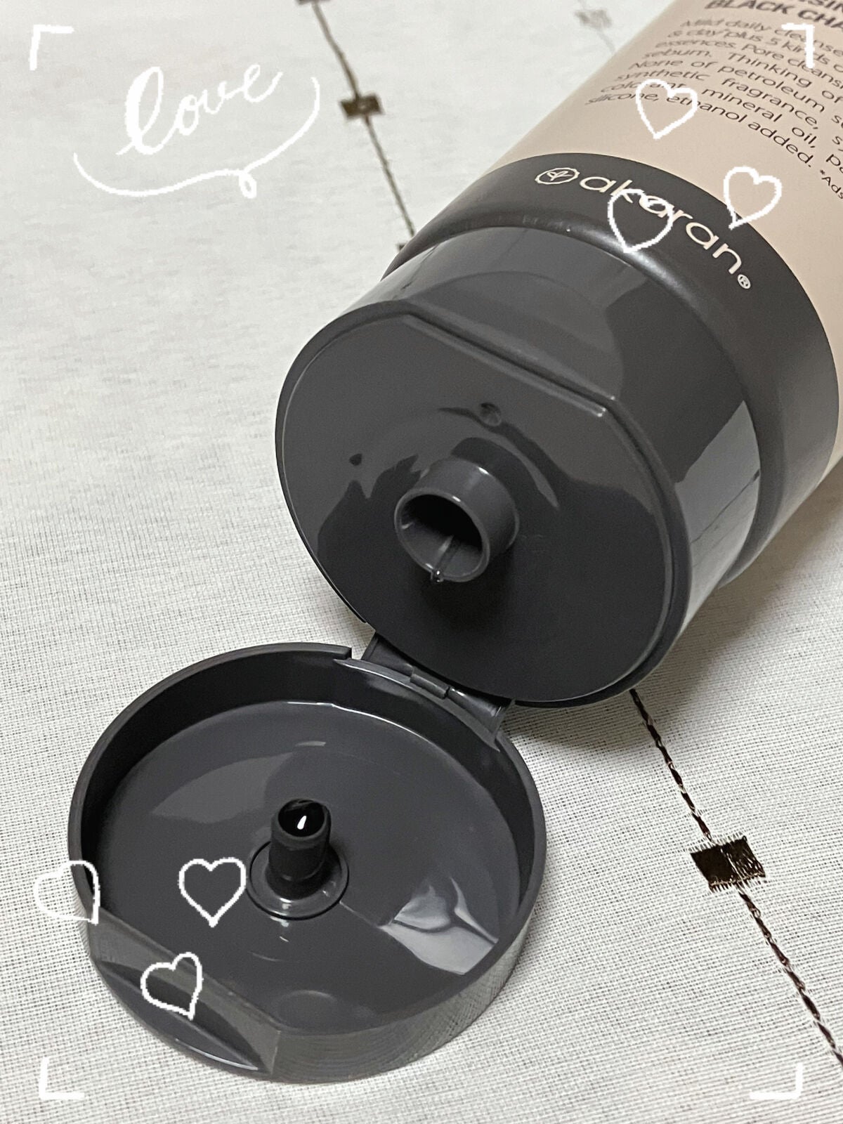 ブラックジェルクレンジング/.akaran/クレンジングジェルを使ったクチコミ(2枚目)