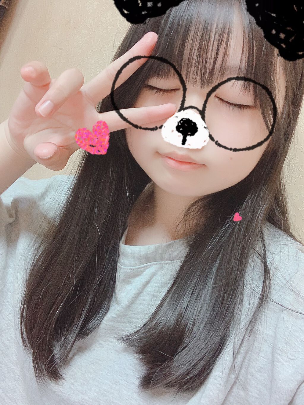 みずは on LIPS 「初めましてっ!!ということで自己紹介からさせていただきますっ1..」(2枚目)