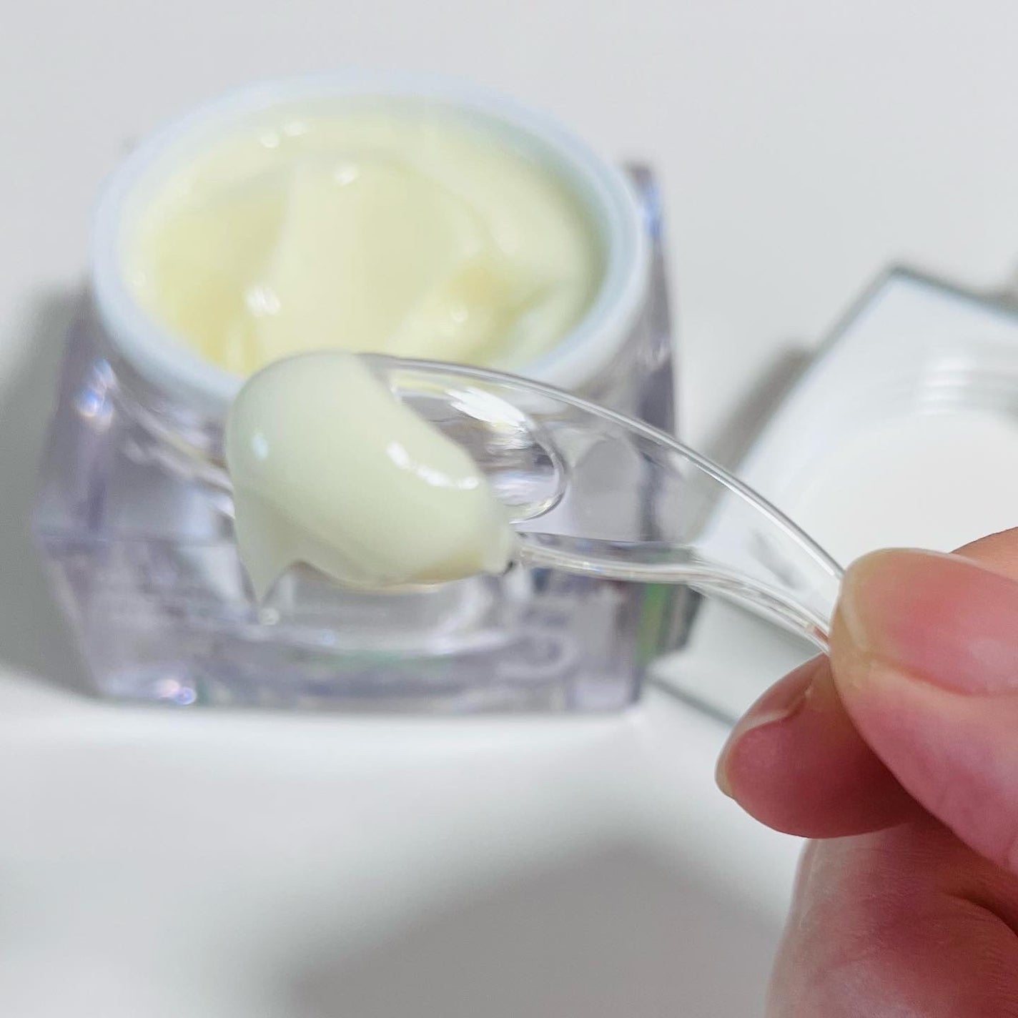 5番 白玉グルタチオンCメラゼロクリーム/numbuzin/フェイスクリームを使ったクチコミ(4枚目)