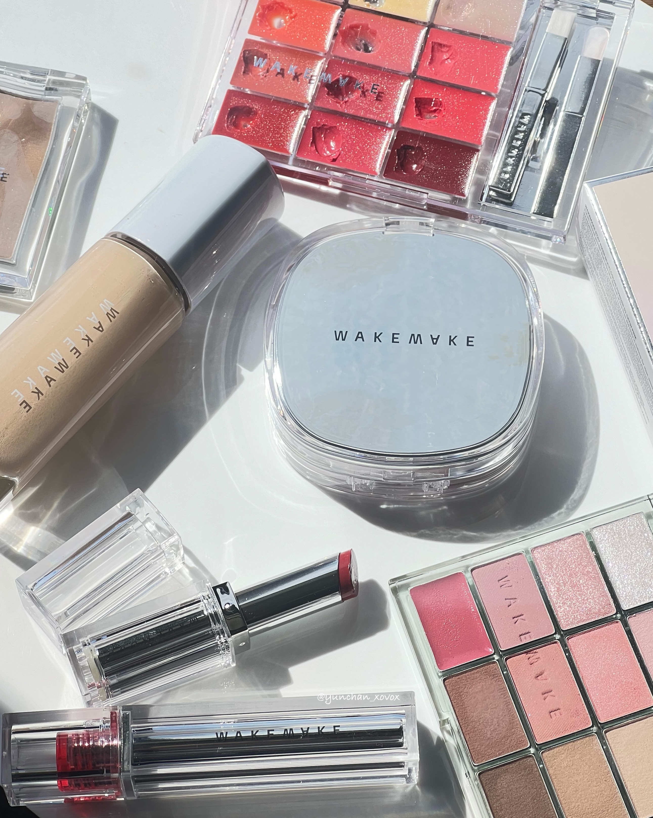 ウォーターグロウコーティングファンデーション/wakemake/リキッドファンデーションを使ったクチコミ（2枚目）