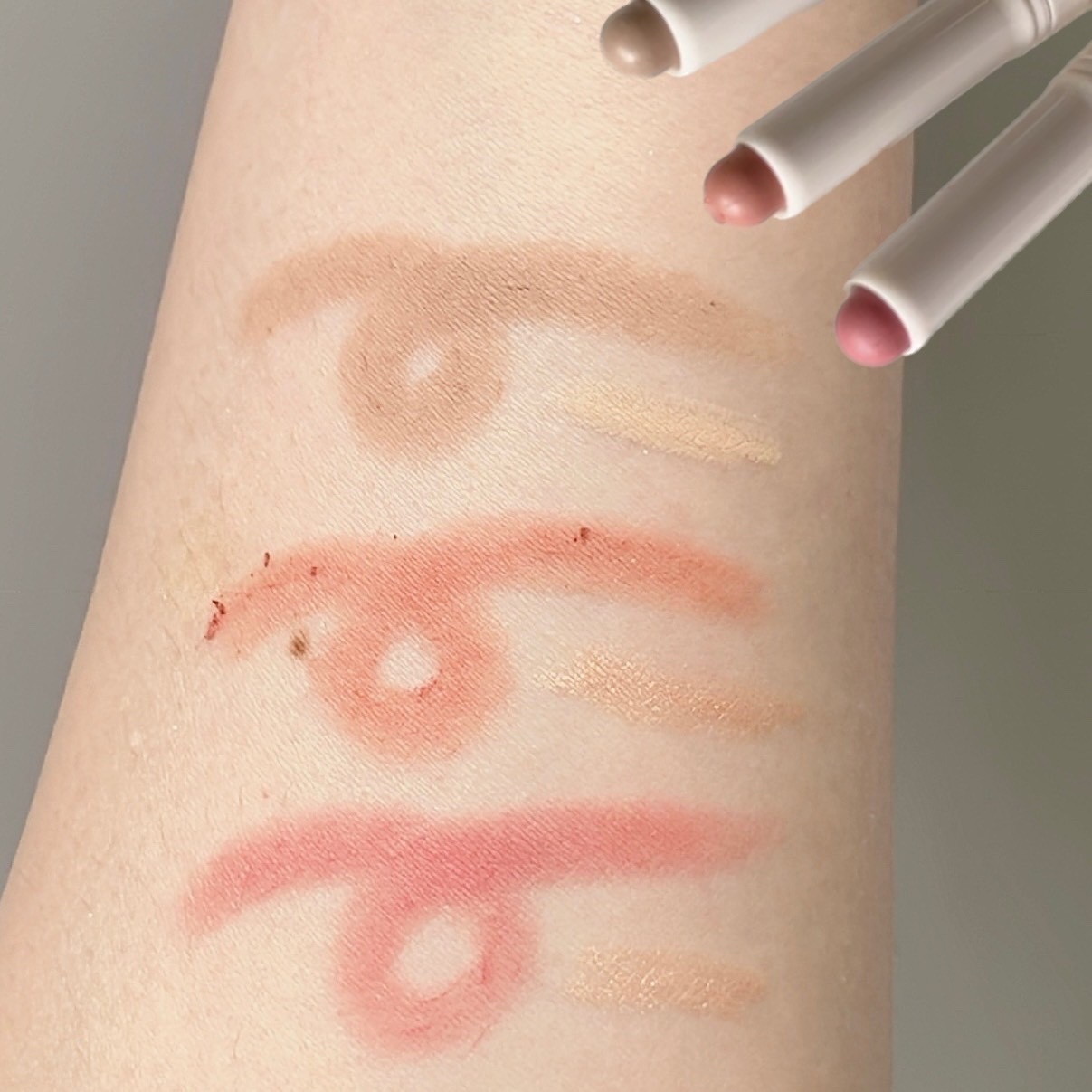 マルチレイヤーデュオスティック/keybo/リップライナーを使ったクチコミ（3枚目）