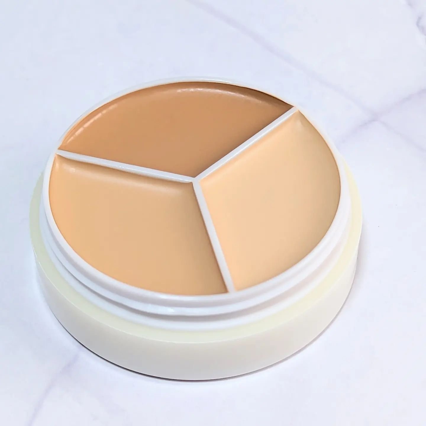 カバーアッププロコンシーラー/TFIT/パレットコンシーラーを使ったクチコミ（2枚目）