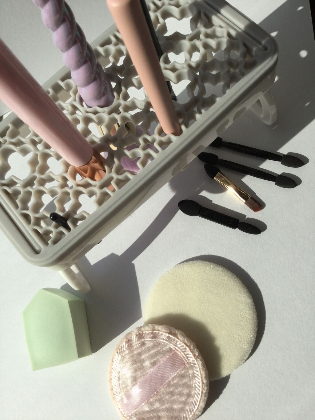 メイクブラシ専用クリーナー/DAISO/その他化粧小物を使ったクチコミ（2枚目）