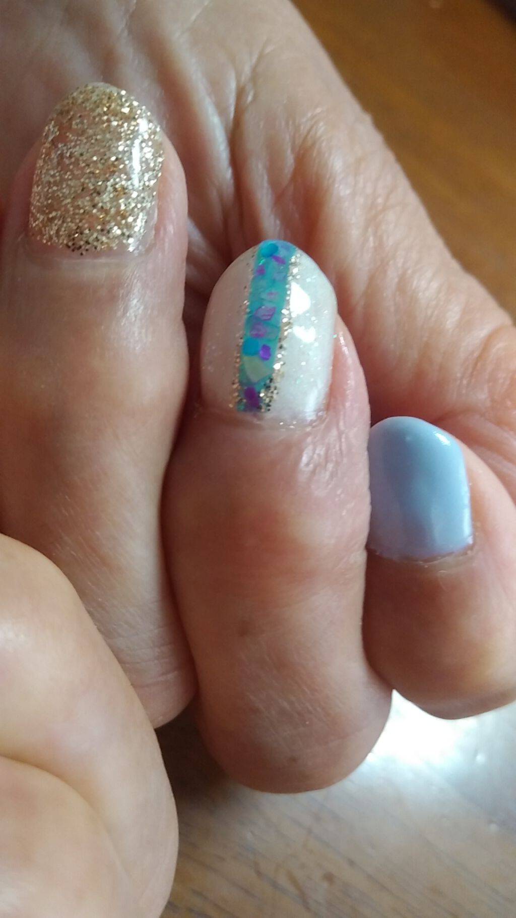 シェルフレーク/DAISO/ネイルチップ・パーツを使ったクチコミ（3枚目）