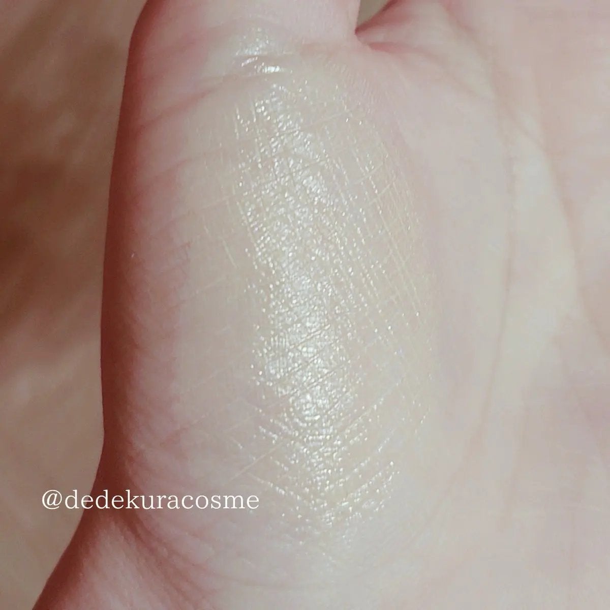 エッセンス スキングロウ ファンデーション/SHISEIDO/リキッドファンデーションを使ったクチコミ(4枚目)