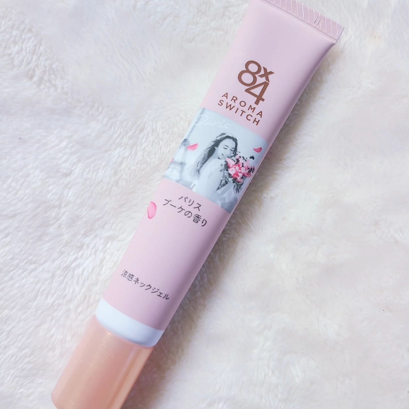8x4 アロマスイッチ 涼感ネックジェル パリスブーケの香り/8x4/デオドラント・制汗剤を使ったクチコミ(3枚目)