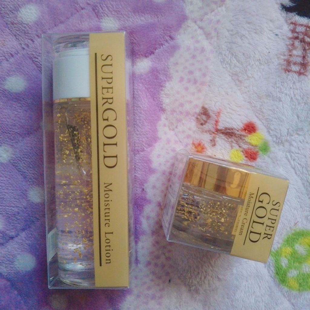 スーパーゴールド 純金箔入保湿化粧水/スーパーゴールド/化粧水を使ったクチコミ(1枚目)