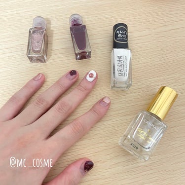 UR GLAM　COLOR NAIL SELECTION WT1＜グロッシーカラー＞/U R GLAM/マニキュアを使ったクチコミ（2枚目）