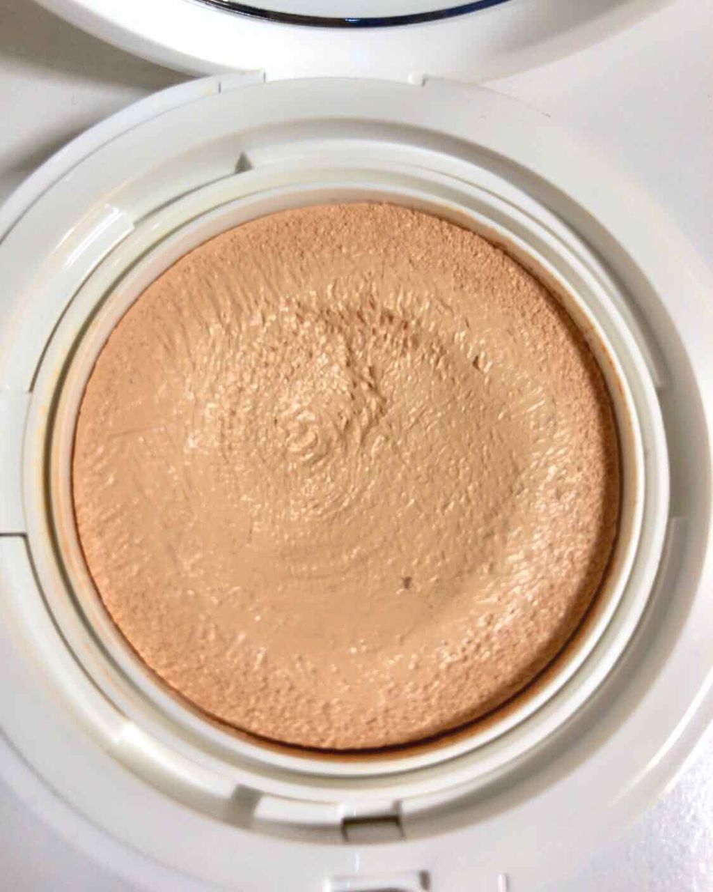 ル ブラン コンパクト クレーム/CHANEL/クリーム・エマルジョンファンデーションを使ったクチコミ（3枚目）