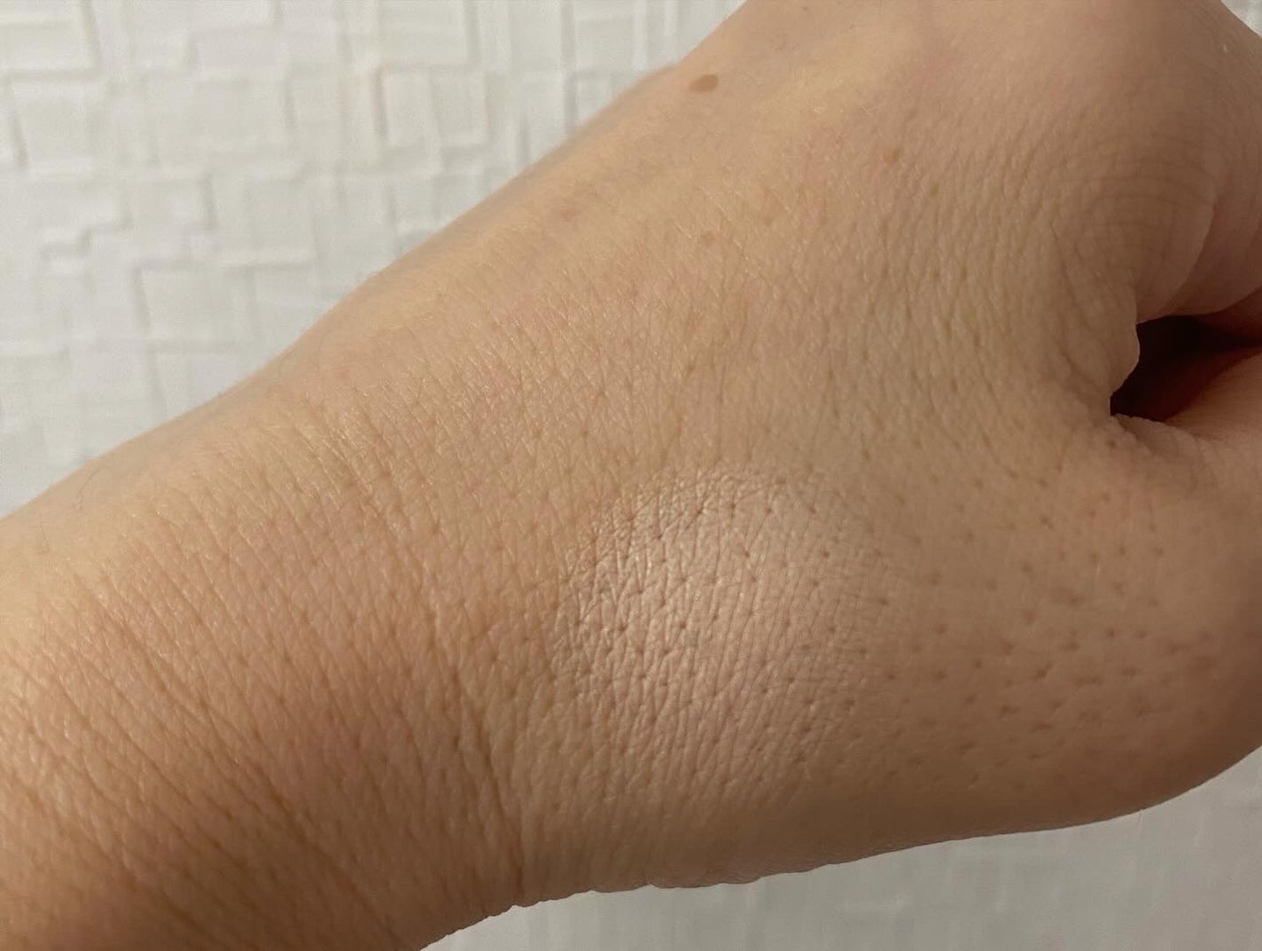 フィー クッションエッグフィットカバー/fwee/クッションファンデーションを使ったクチコミ(4枚目)