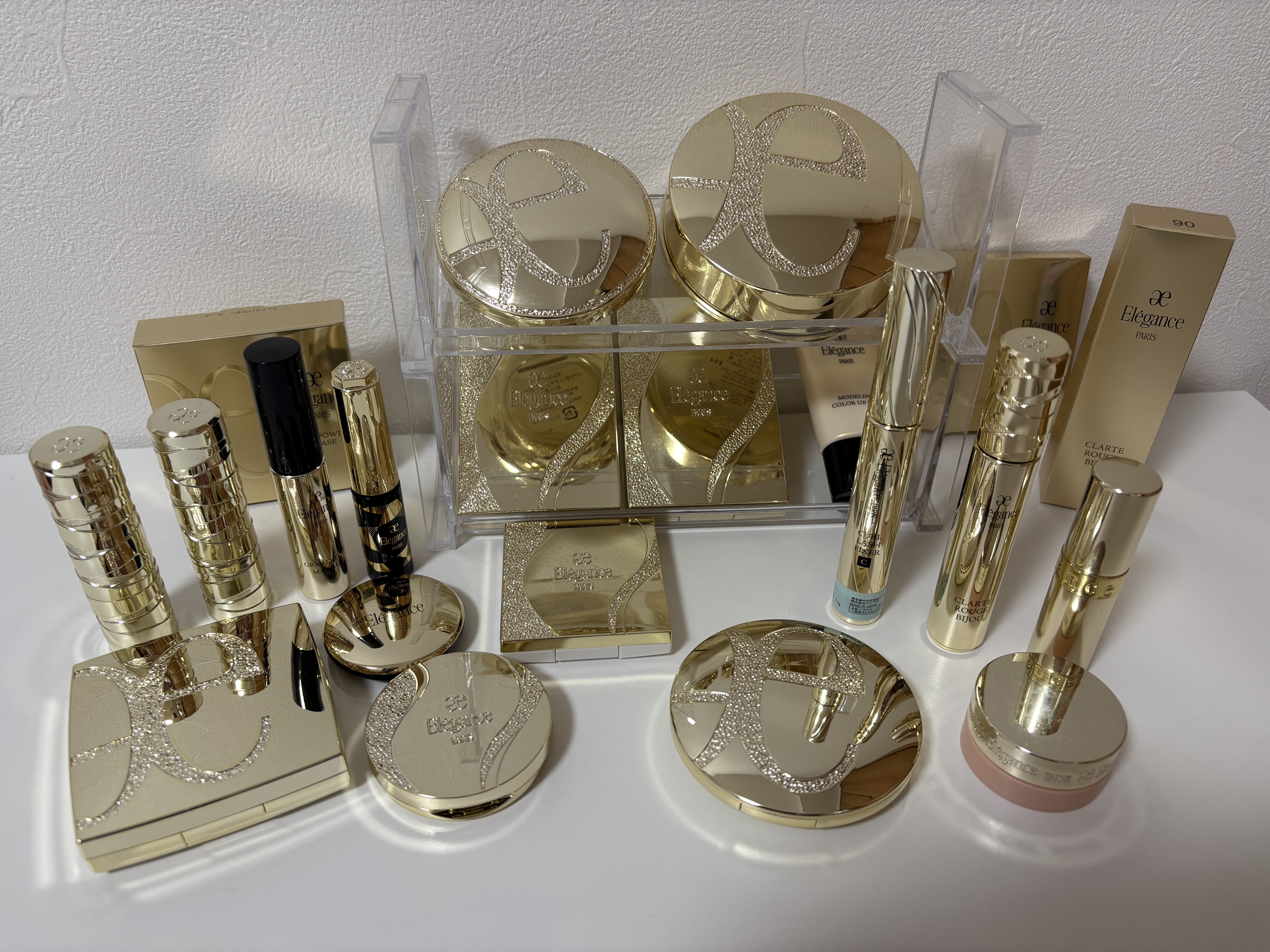 Eléganceのプレストパウダー エレガンス ラ プードル オートニュアンス