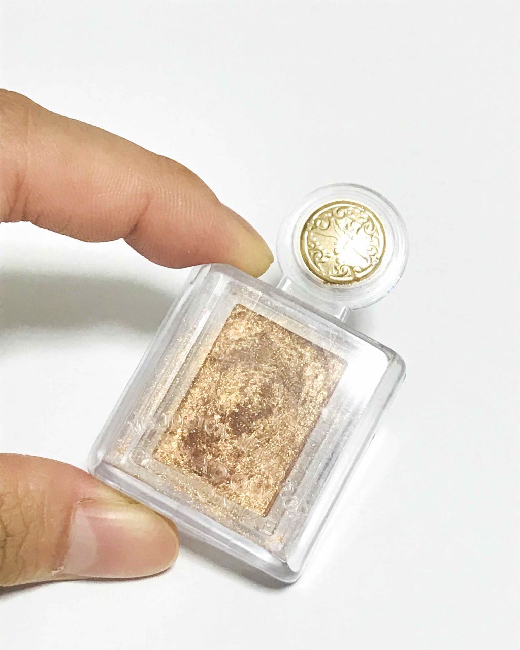 シャドーカスタマイズ/MAJOLICA MAJORCA/単色アイシャドウを使ったクチコミ(1枚目)