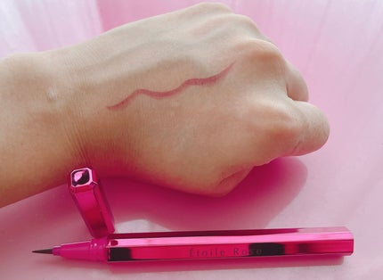 アイライナー/Étoile Rose/リキッドアイライナーを使ったクチコミ(3枚目)