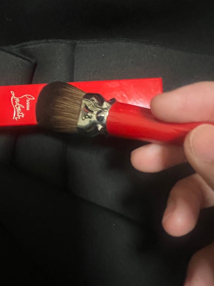 タンフェティッシュ ルクッション/クリスチャン ルブタン/クッションファンデーションを使ったクチコミ(2枚目)