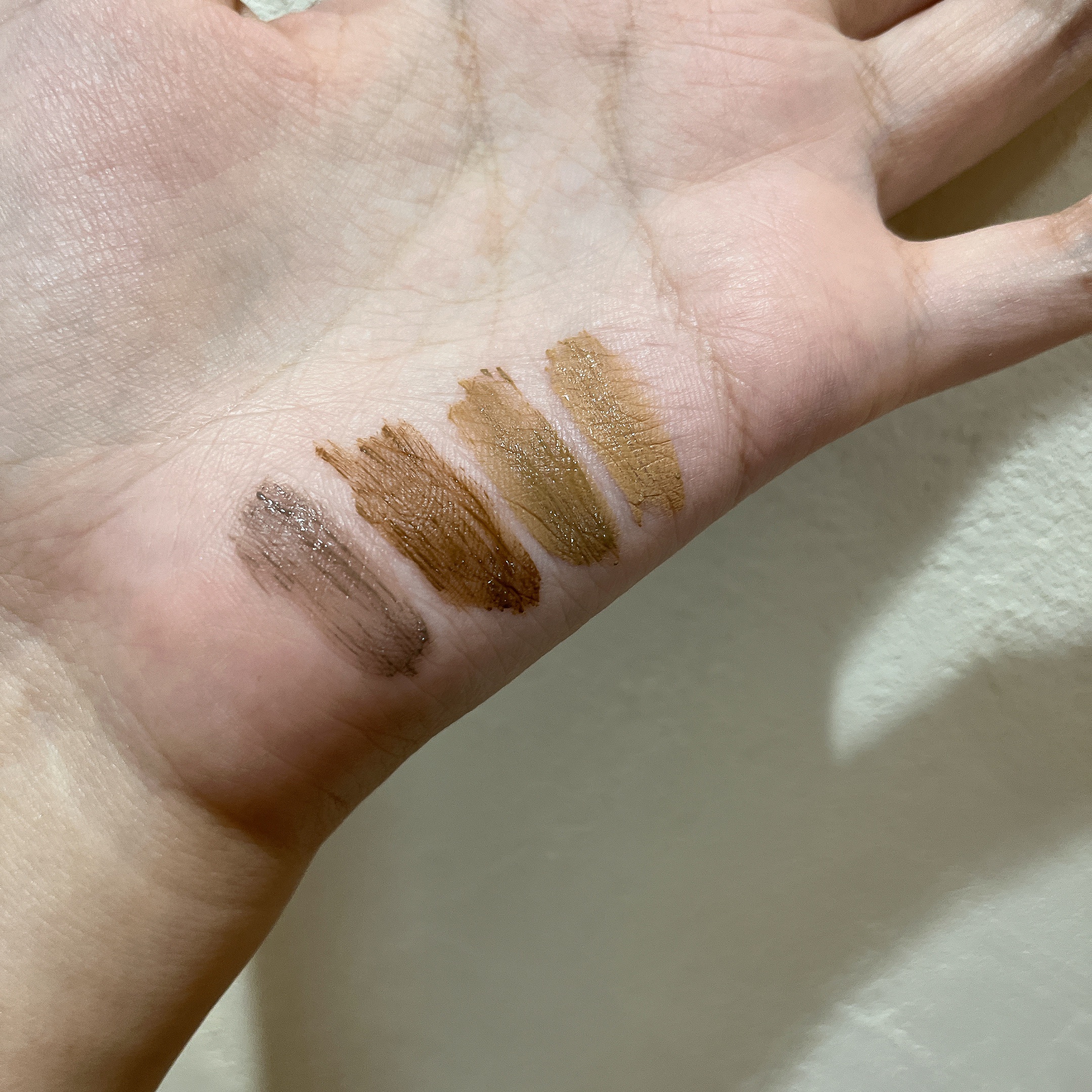 ブロウインク 3D スタイリングジェル 04 キャラメルブラウン/MAYBELLINE NEW YORK/眉マスカラを使ったクチコミ（2枚目）