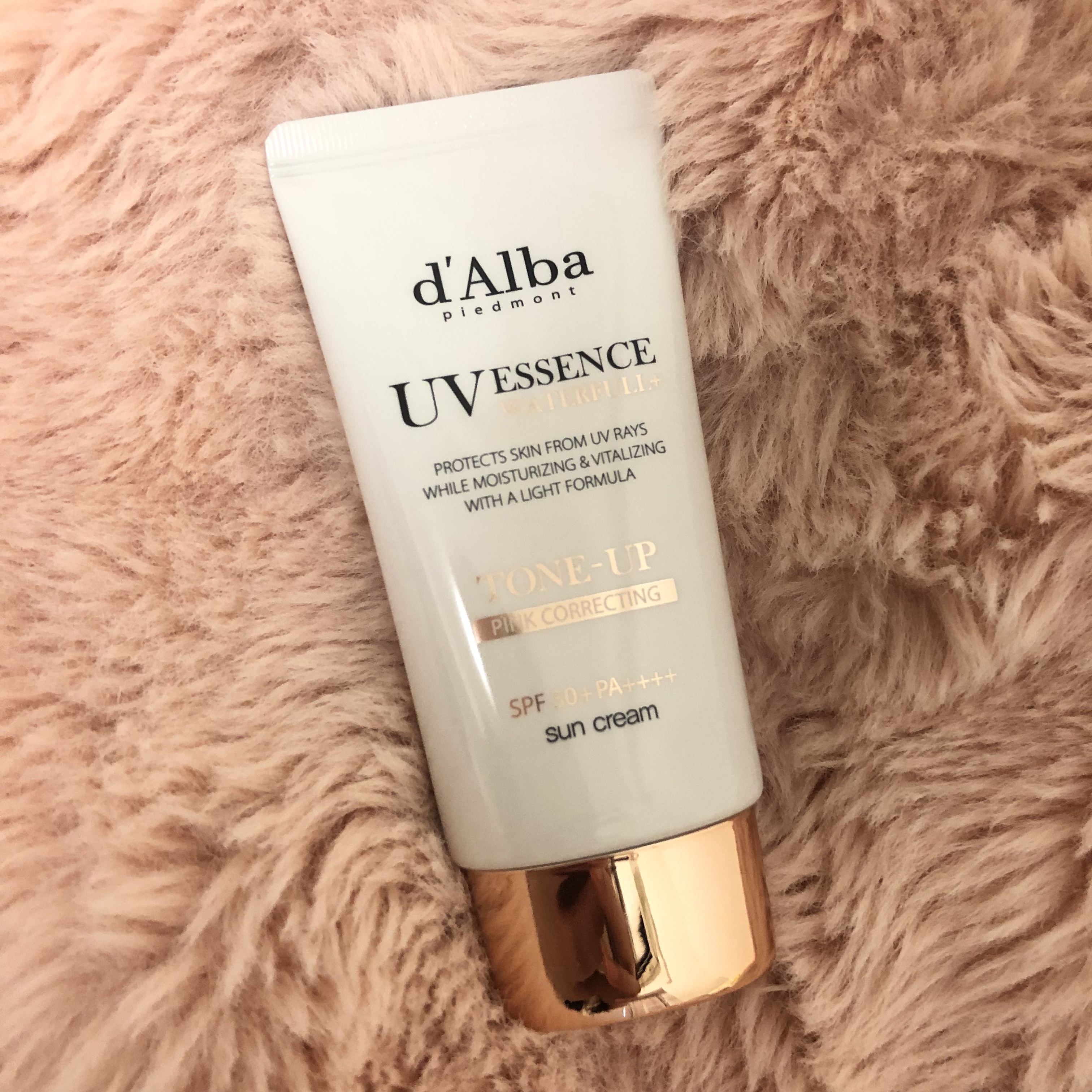 ウォータフルトーンアップサンクリーム/ダルバ/日焼け止めクリームを使ったクチコミ（1枚目）