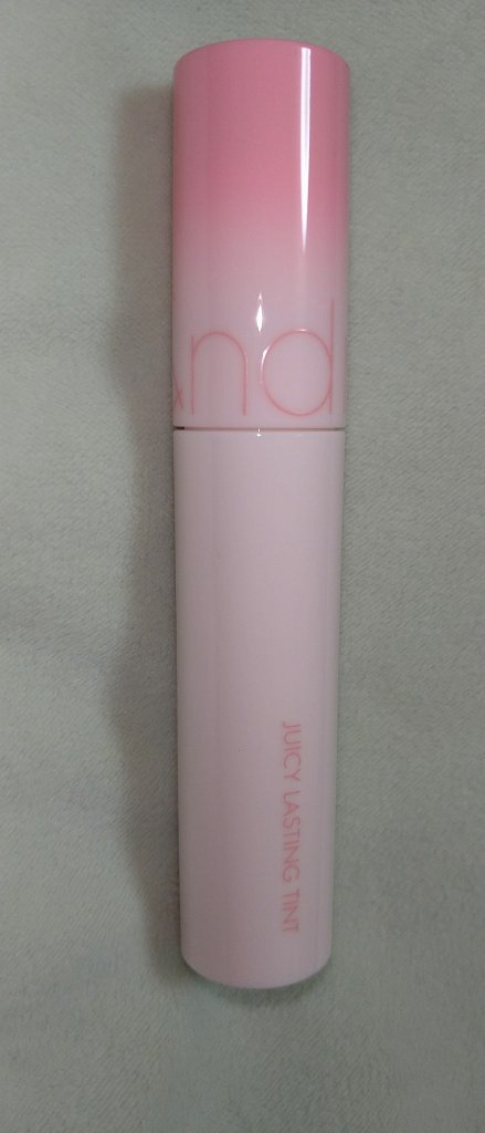 ジューシーラスティングティント 31 ベアアプリコット(BARE APRICOT)/rom&nd/リップティントを使ったクチコミ（1枚目）