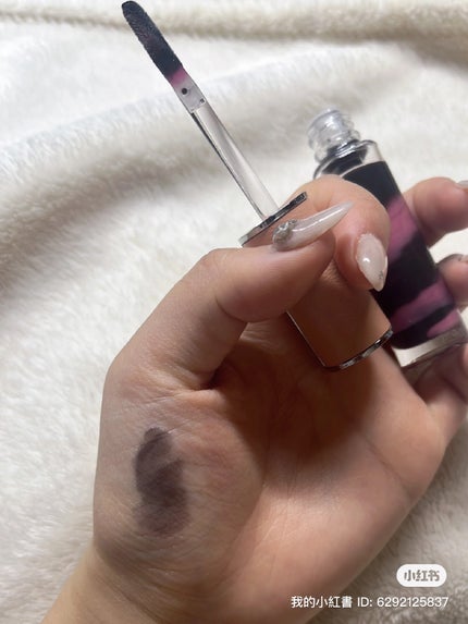 ローズ・パーフェクト・リキッド/GIVENCHY/口紅を使ったクチコミ(4枚目)