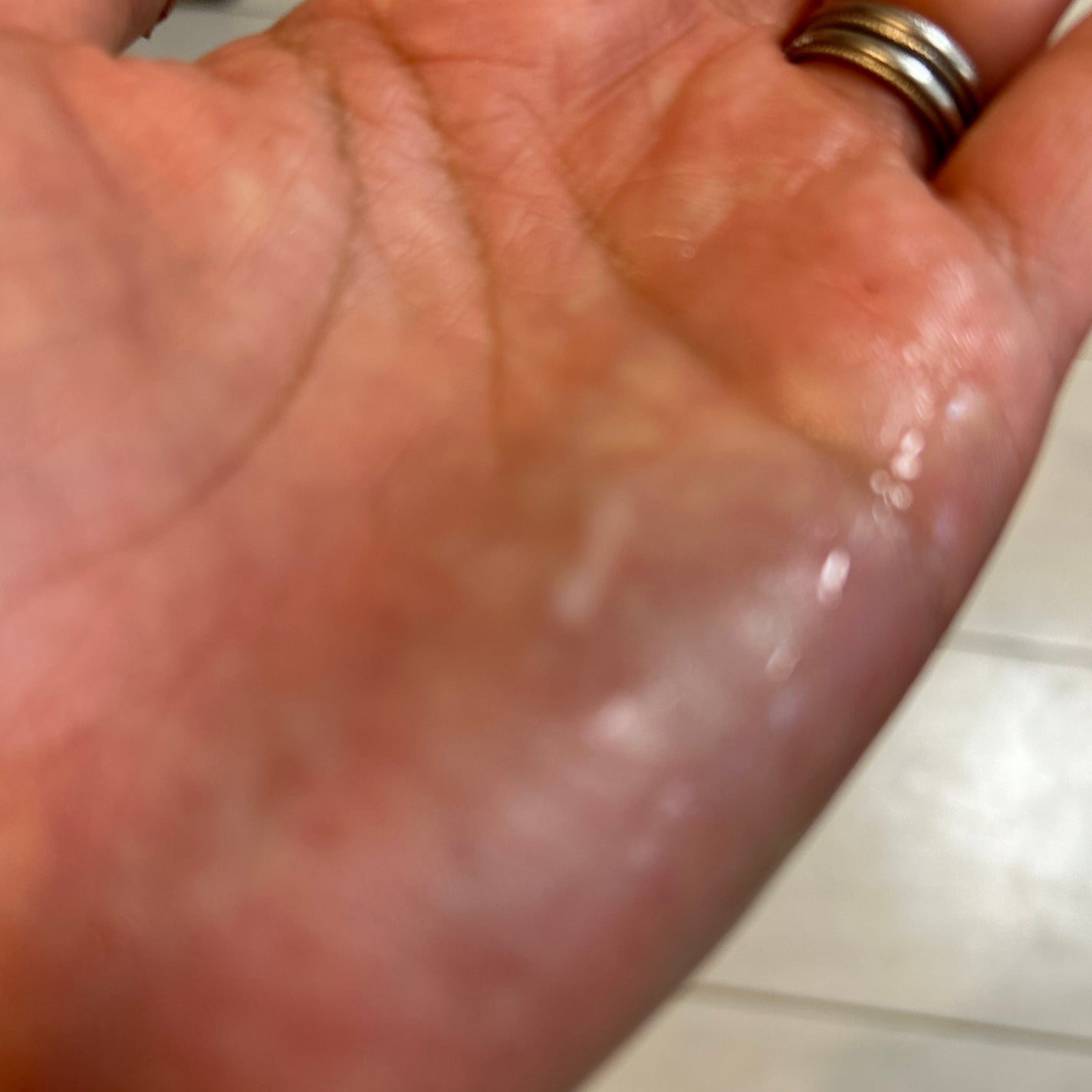 ピュア キャンバス パワー プライマー スーパーチャージド エッセンス/ローラ メルシエ/化粧下地を使ったクチコミ(2枚目)