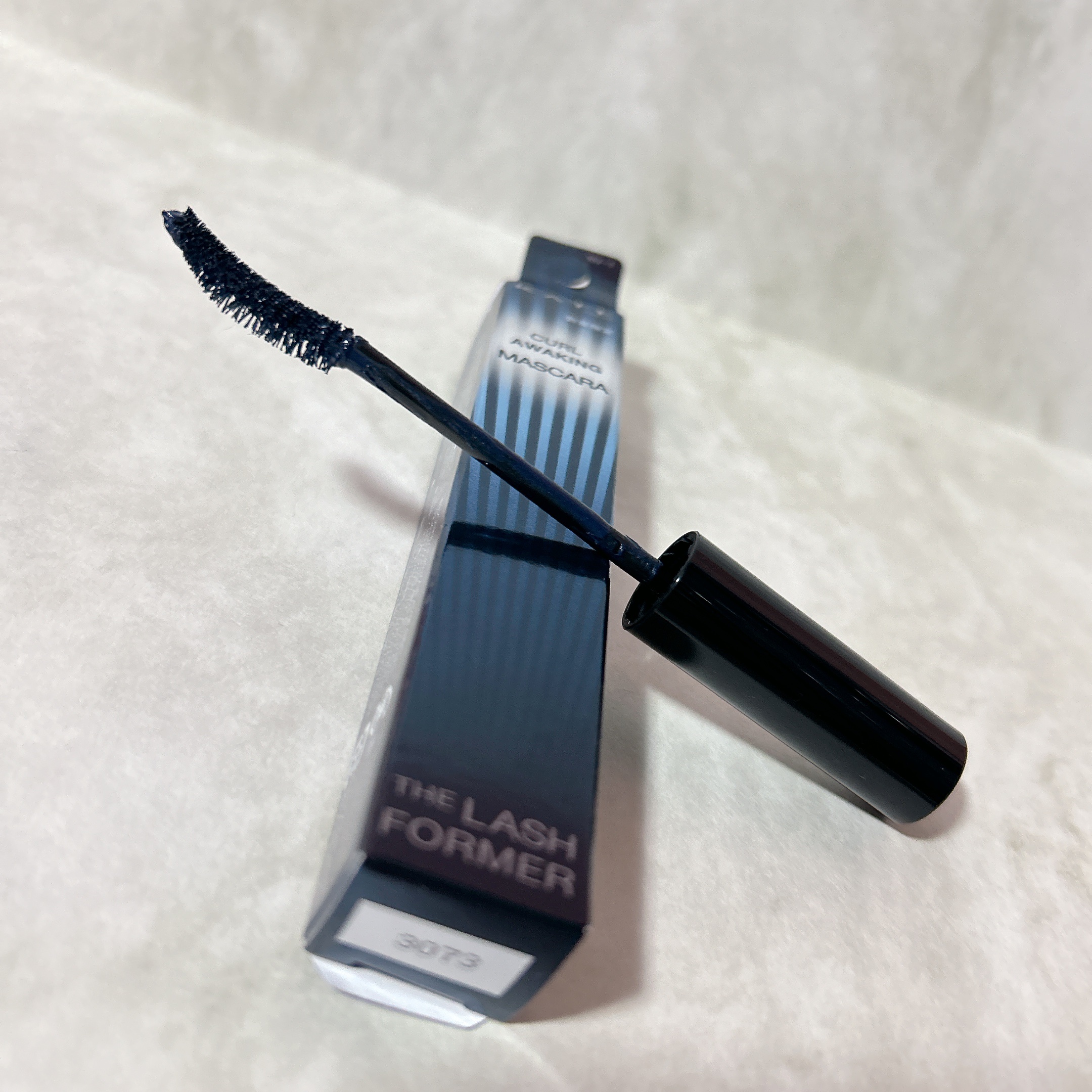 ケイト カールアウェイキングマスカラ NV-1 インディゴブルー(限定色)/KATE/マスカラを使ったクチコミ（2枚目）