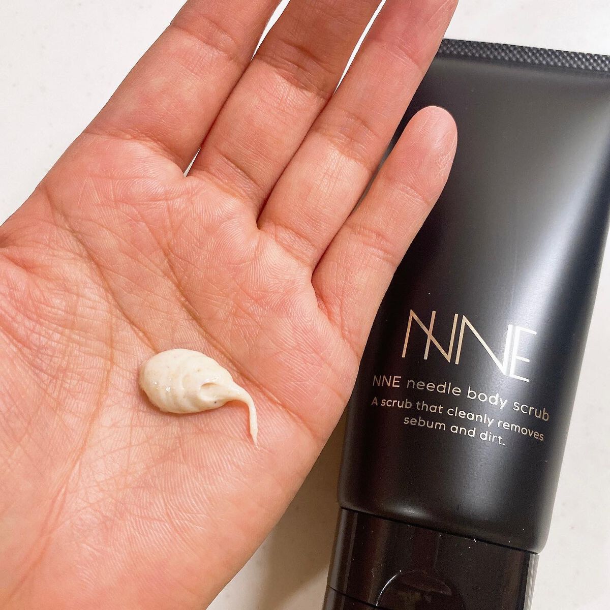 ニードルボディスクラブ/NNE/ボディスクラブを使ったクチコミ(2枚目)