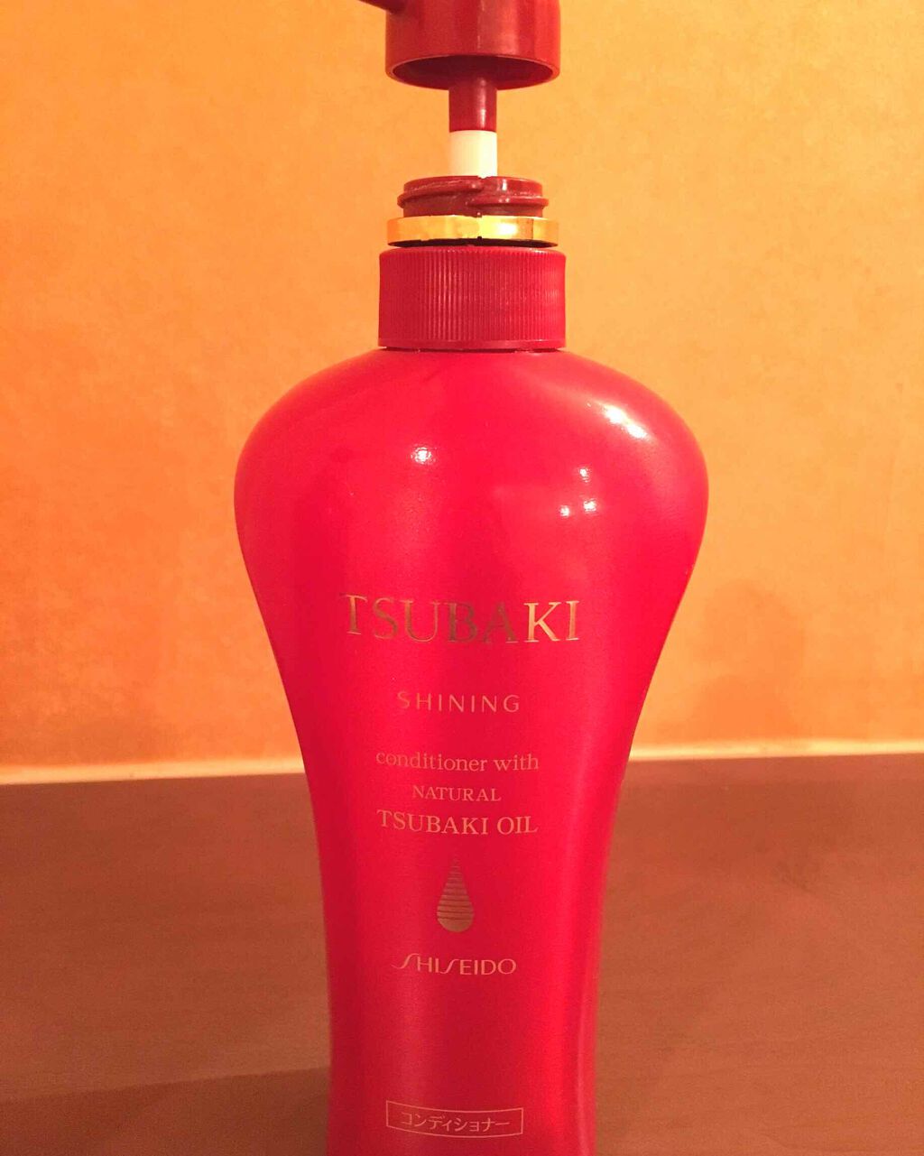 TSUBAKI TSUBAKIシャンプー・コンディショナーのクチコミ「シャンプー後、
コンディショナーを使いました。

重めのテクスチャーで
毛先を中心につけてから.....」（1枚目）