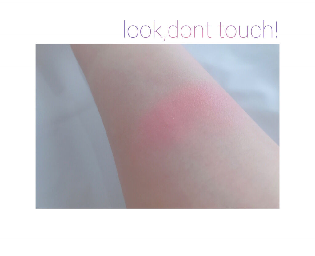 エクストラ ディメンション ブラッシュ M·A·C BLACK CHERRY/M・A・C/パウダーチークを使ったクチコミ（2枚目）