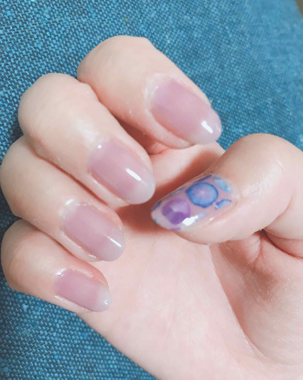 グロッシーネイルカラーN/デュカート/マニキュアを使ったクチコミ（3枚目）