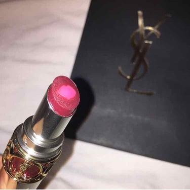 ysl ティントインバーム05番
色濃いと思いきやめっちゃ自然に盛れる感じでとても良きだった😭
保湿も完璧✨
香りもアップルっぽいのである🍎とても好き😘
リピ買いしたいけど友達によると完売してるらしい🤦