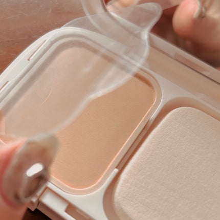 A-s on LIPS 「medialuxeのパウダーファンデーション色は01明るめ最初..」(2枚目)