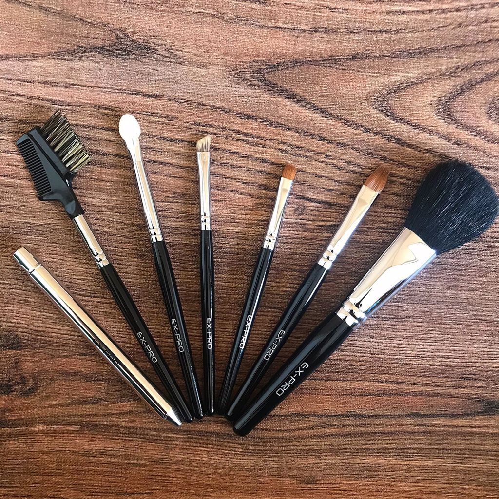 EX-PRO 携帯用7本ブラシセット/P&A/メイクアップキットを使ったクチコミ(4枚目)