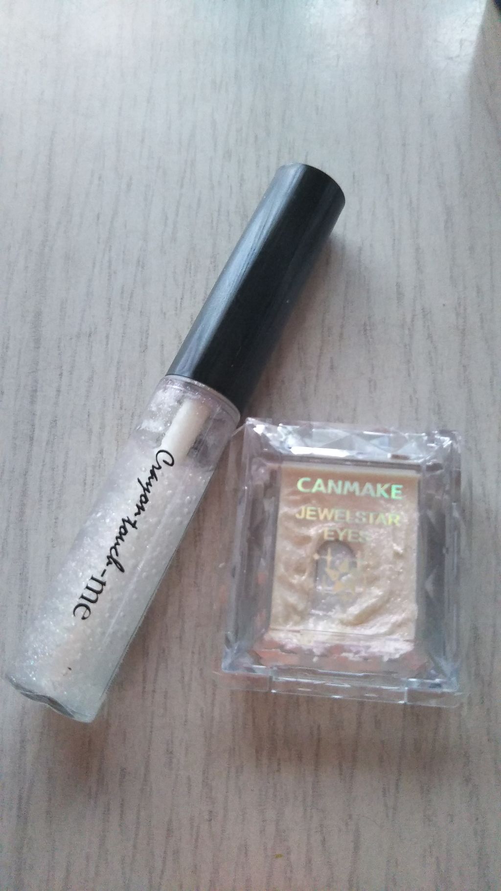 リップモイストオイル/crayontouch-me/リップオイルを使ったクチコミ（2枚目）