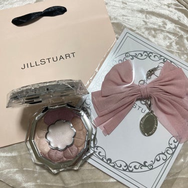 ジルスチュアート ブルームクチュール アイズ/JILL STUART/パウダーアイシャドウを使ったクチコミ（1枚目）